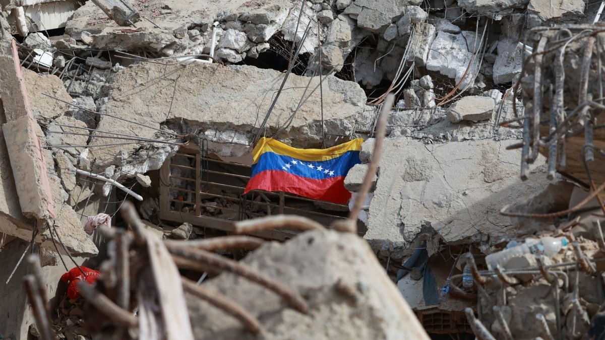 Terremotos en Venezuela dejan 4 mil 930 muertos y 16 mil heridos