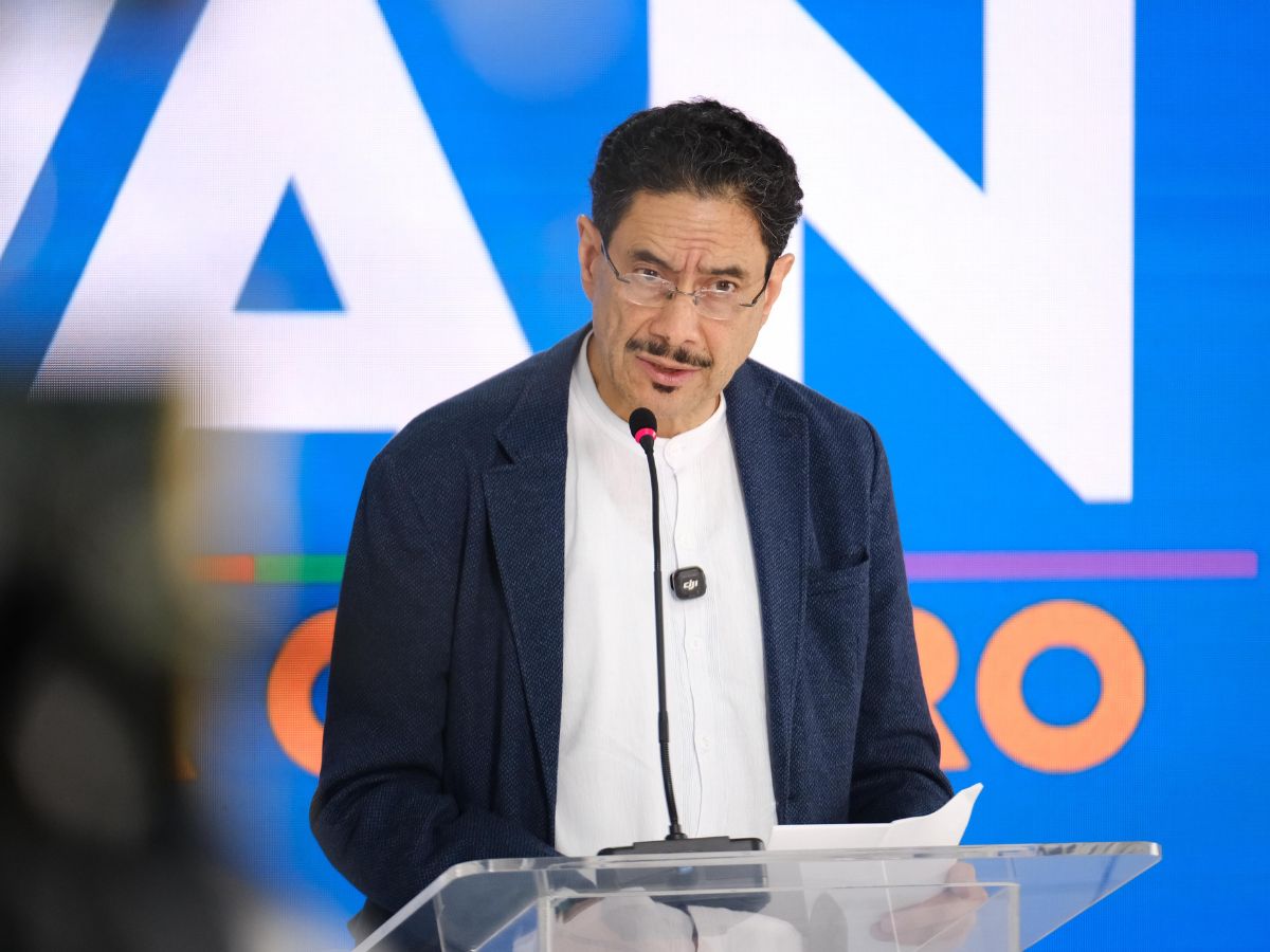 Iván Cepeda no asistirá a la posesión presidencial de Abelardo de la Espriella