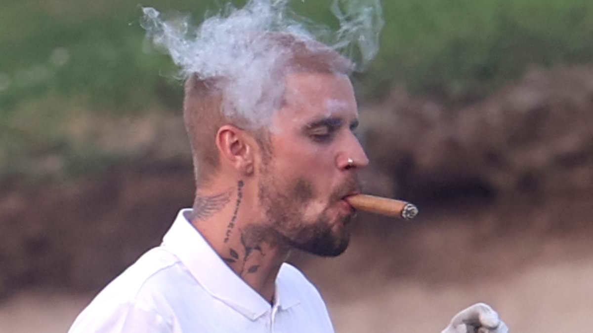 Justin Bieber enjoys golf and cigar before FIFA World Cup halftime performance