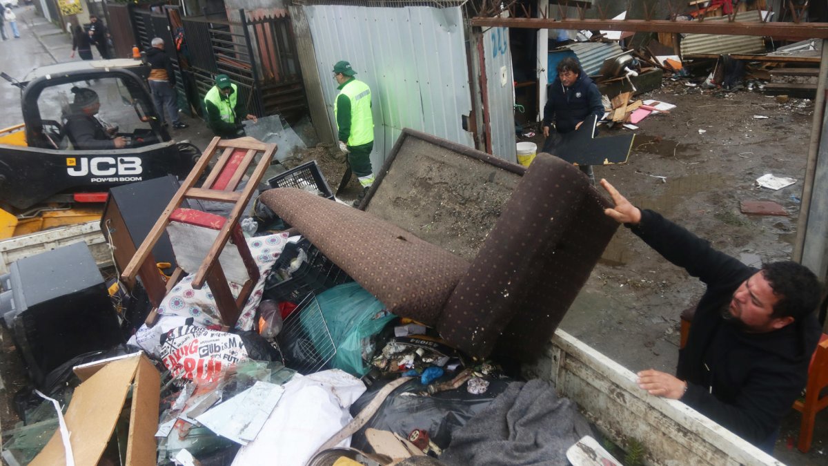 Sistema frontal deja viviendas inundadas, cortes de luz y problemas de agua entre Coquimbo y Valparaíso