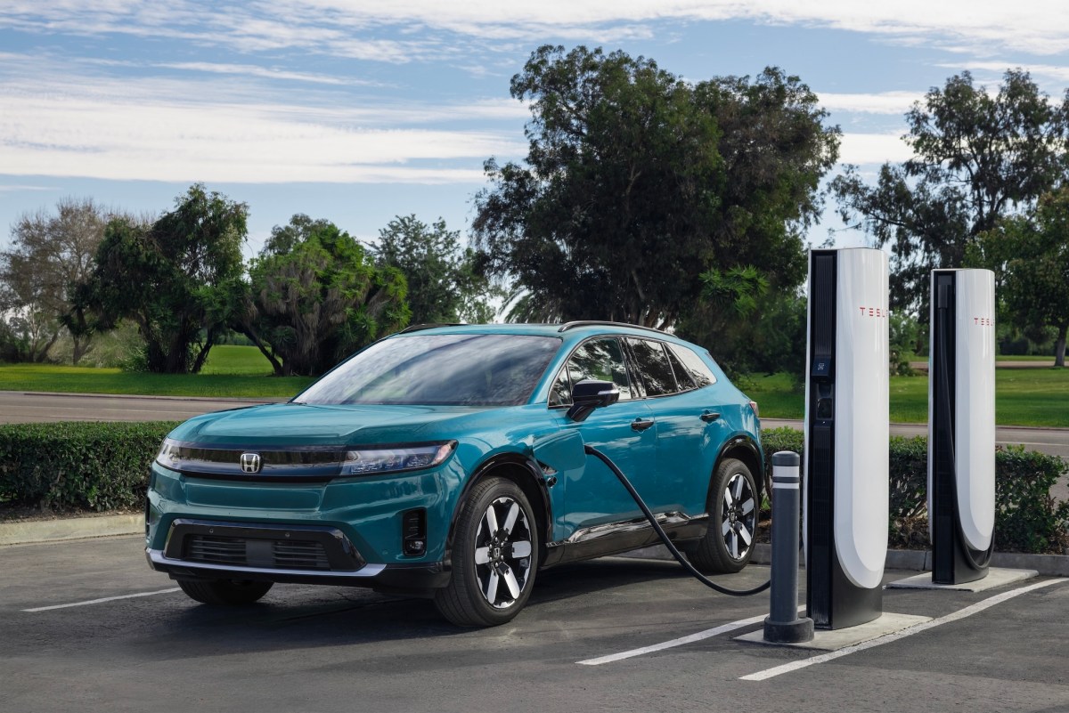 Discontinued EV Models in the U.S.: Factors Behind the Shifts