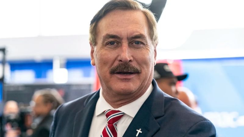 Lindell debe pagar 5 millones tras veredicto sobre datos electorales falsos