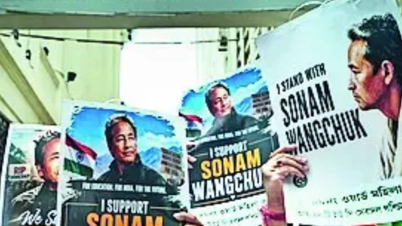 Delhi High Court Supports Government's Action to Shift Fasting Activist Sonam Wangchuk to Safdarjung Hospital