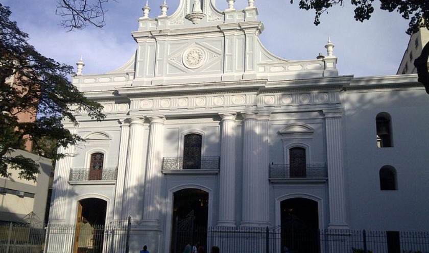 Santuario de La Candelaria reabre con restricciones tras daños por terremotos