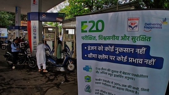 Government Clarifies No Widespread Issues with E20 Fuel in Parliamentary Response