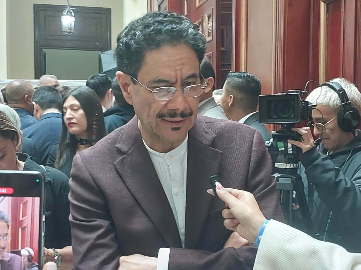 Pacto Histórico evalúa apoyo al uribismo en elección del Senado
