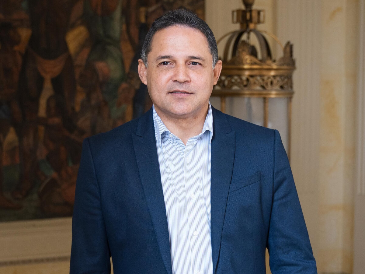 Honorio Henríquez asume como presidente del Senado tras victoria electoral