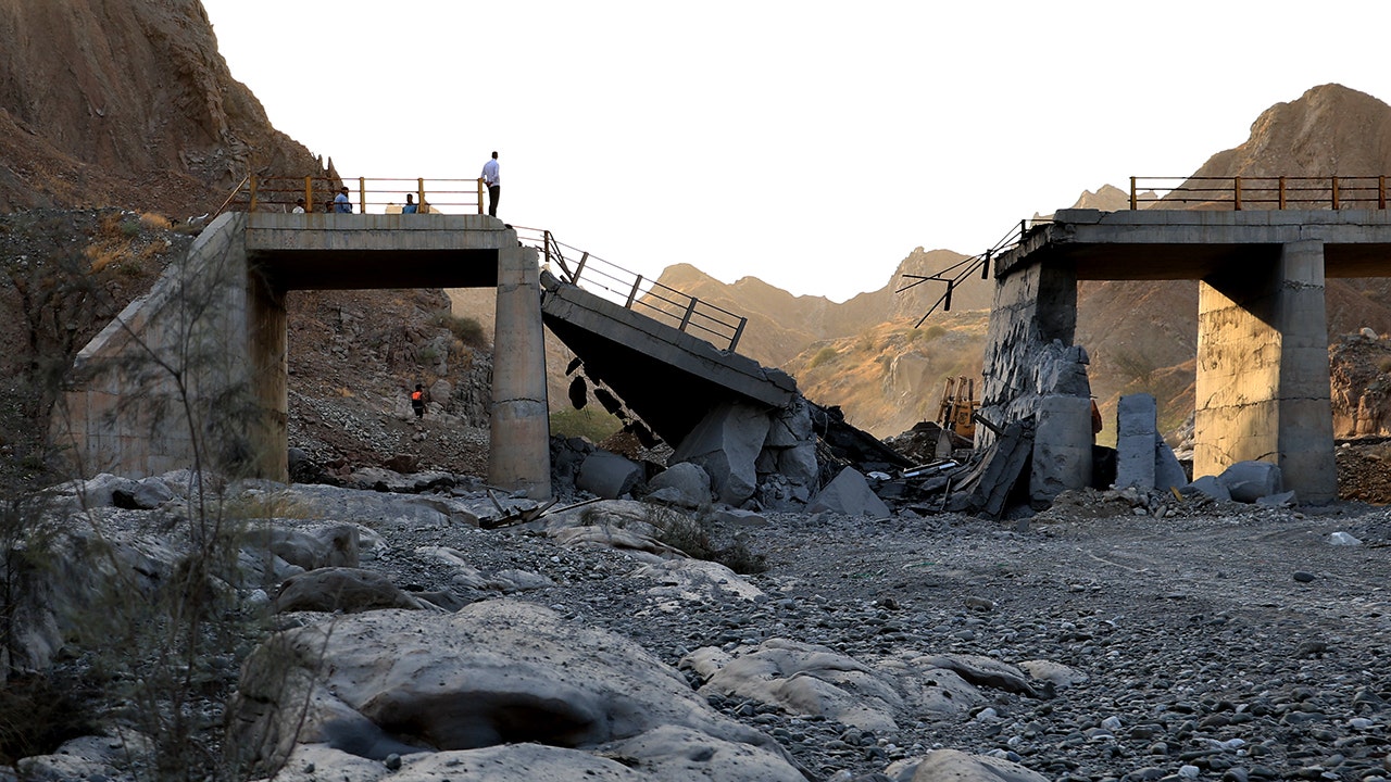 U.S.-Iran Conflict Escalates: Economic Struggles and Military Tensions