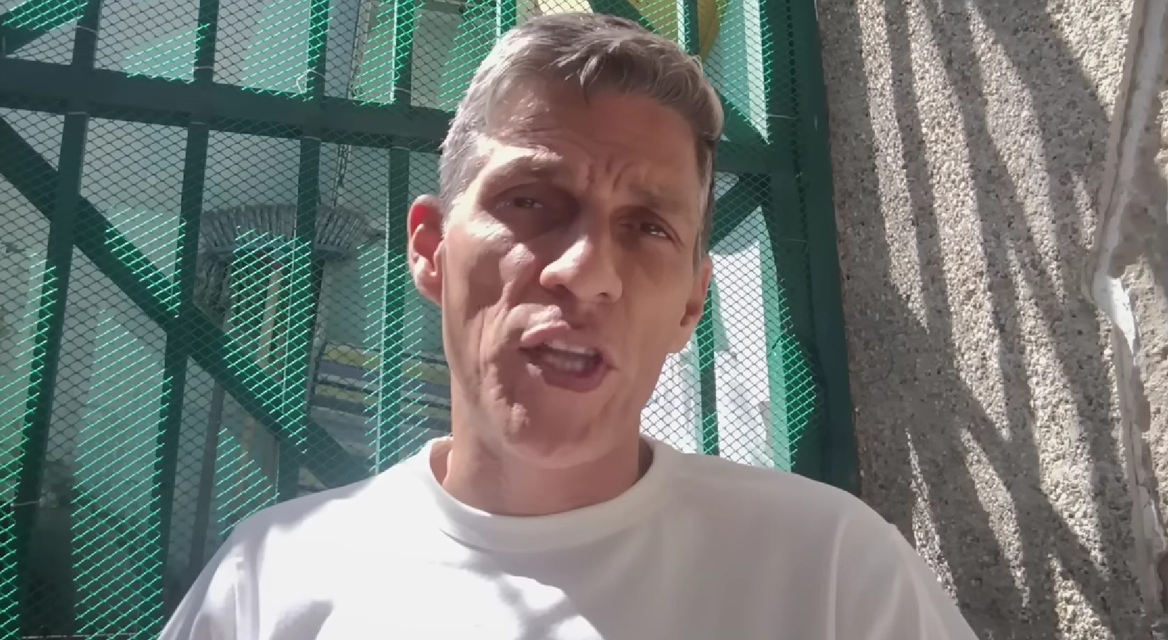 Un superviviente narra el horror del sismo y su rescate en La Guaira