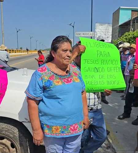 Pobladores exigen liberar a líder comunitario tras detención