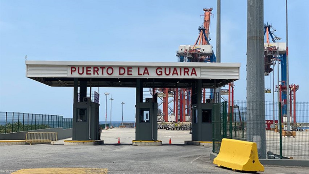 Reactivación gradual del Puerto de La Guaira tras daños por terremotos