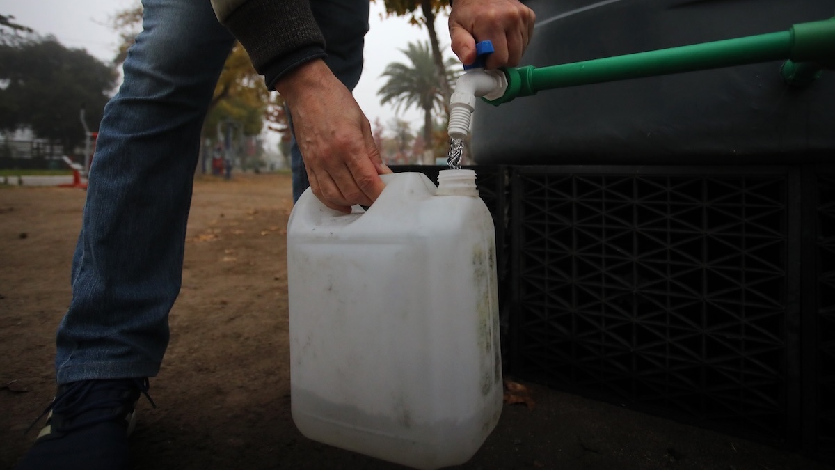 Corte de Temuco ordena restablecer agua potable a 500 familias rurales afectadas