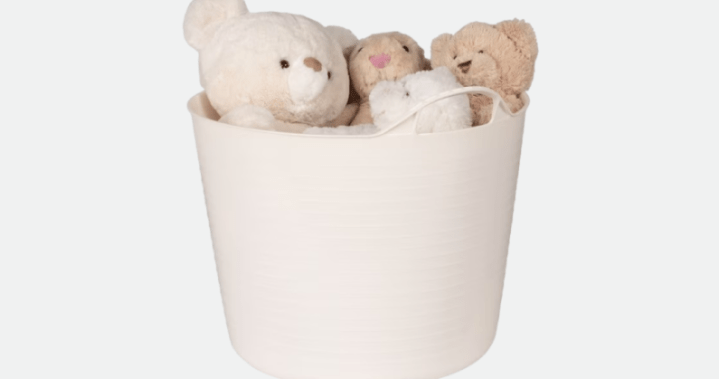 Smart storage solutions for kids’ rooms: Organizing toys, books, and clothes