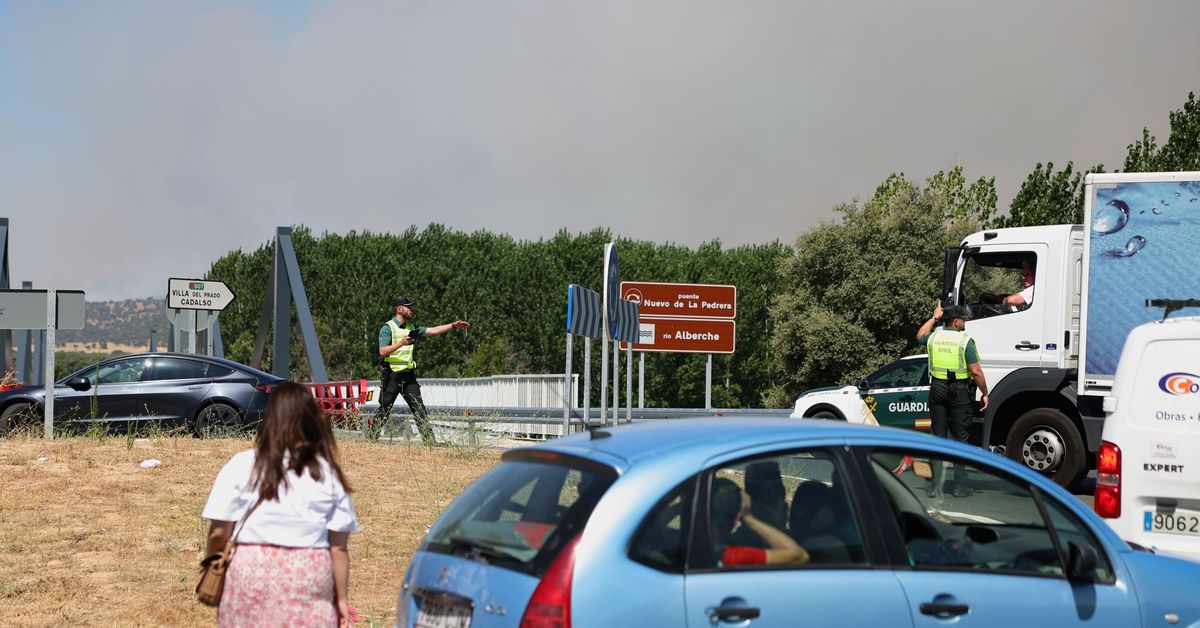 Incendios en Madrid se unen en un gran fuego que amenaza nuevos municipios