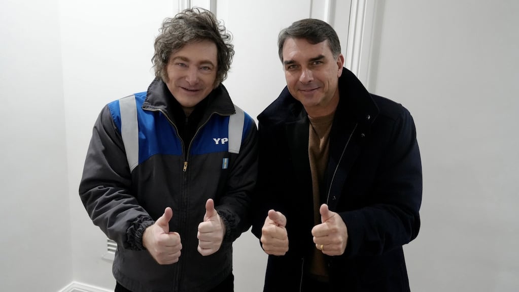 Milei viaja a Brasil para apoyar a Bolsonaro en su campaña presidencial