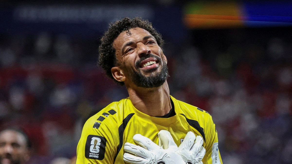 Vozinha se une a Colo Colo tras destacar en el Mundial 2026