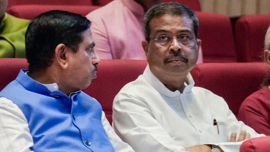 Education Ministry Leadership Transitions Following Resignation