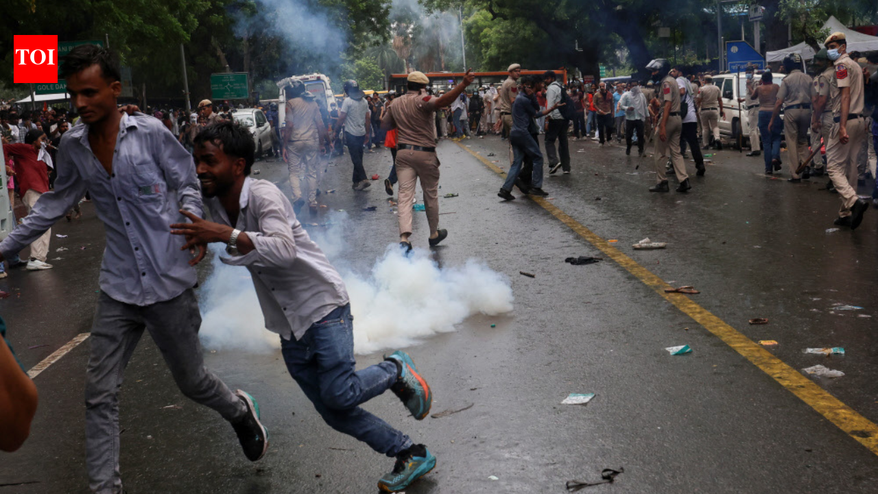 Supreme Court Emphasizes Peaceful Protests, Warns Against Police Excesses During Student Demonstrations