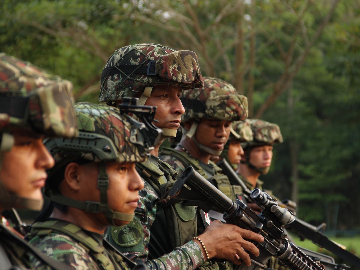 Ejército solicita revisión de escalas salariales tras aumento a soldados profesionales