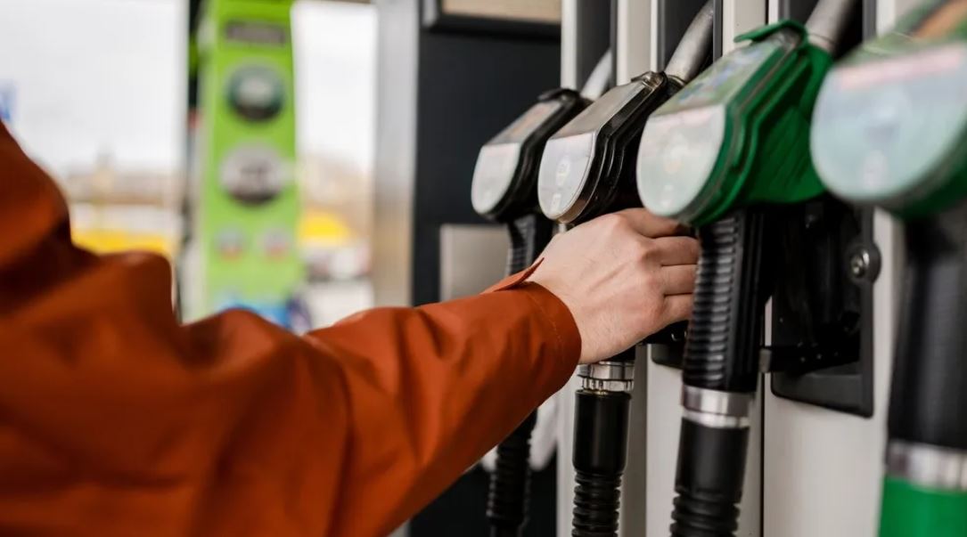 Gobierno implementará mezcla de etanol en gasolina regular con certeza requerida por sectores