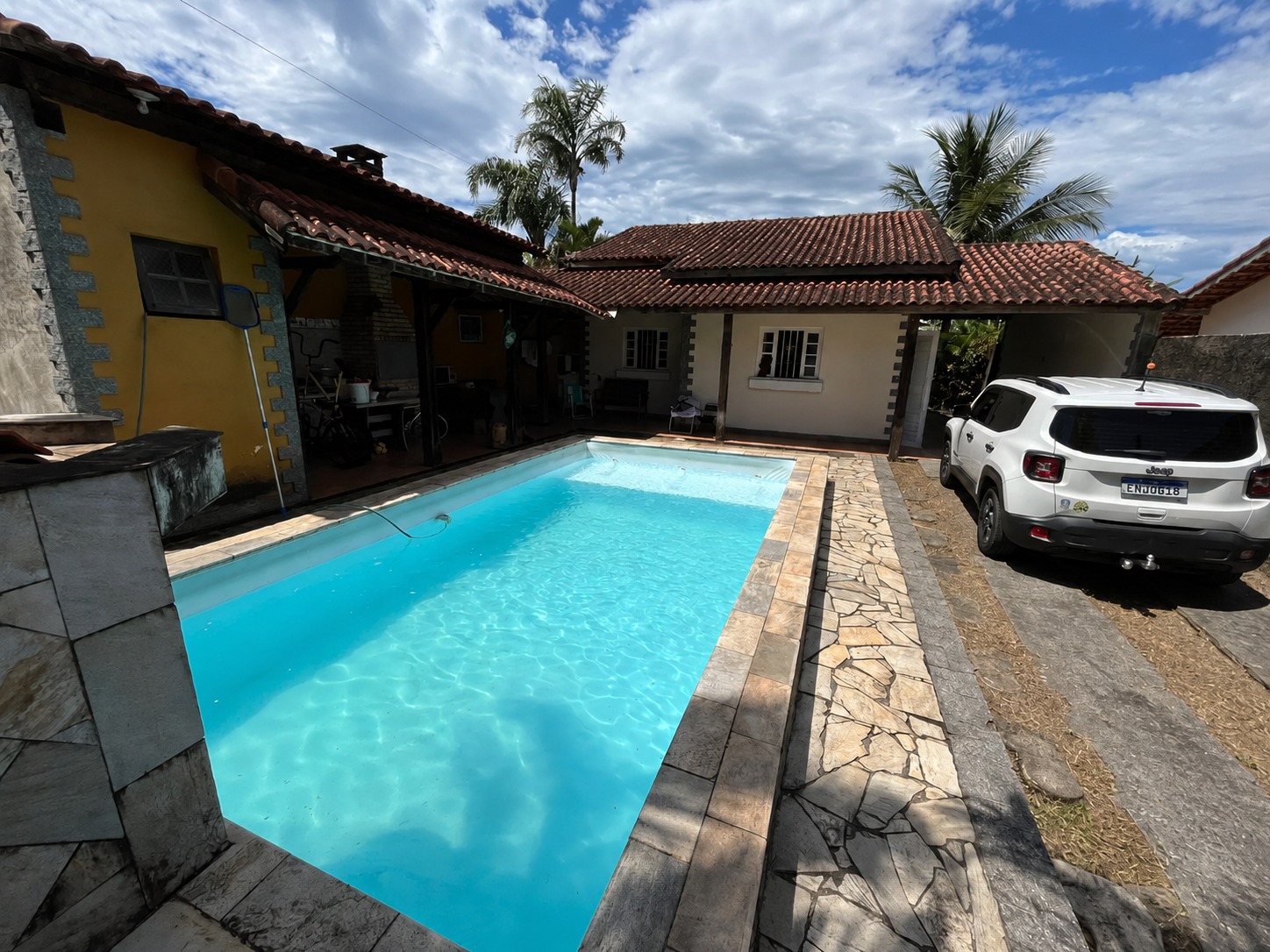 CASA LOTE INTEIRO COM PISCINA A 400M DO MAR - Foto 2