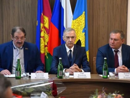 Глава Староминского района Владимир Горб сложил полномочия