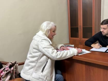 Денис Танцура провел прием граждан