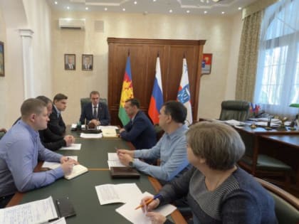 Председатель Горсобрания Сочи Виктор Филонов провел совещание по строительству объектов наружного освещения на территории курорта