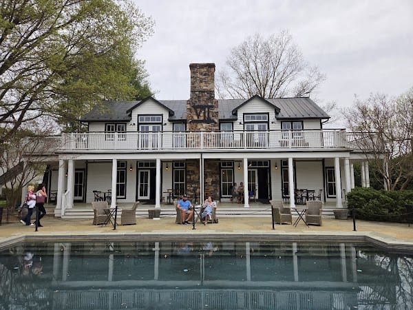 Septenary Winery at Seven Oaks Farm