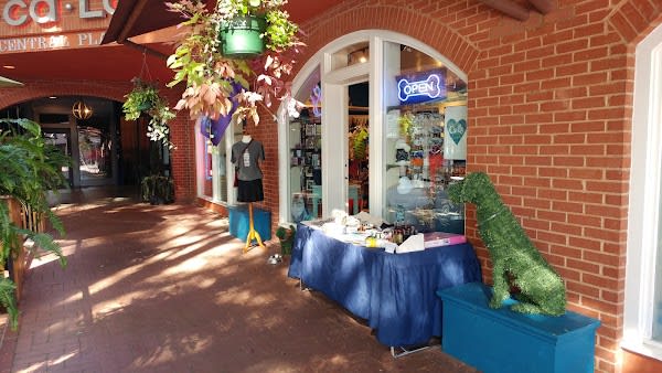 Pawprints Boutique