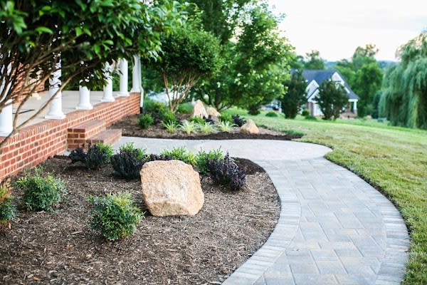 Affinity Lawn and Landscape