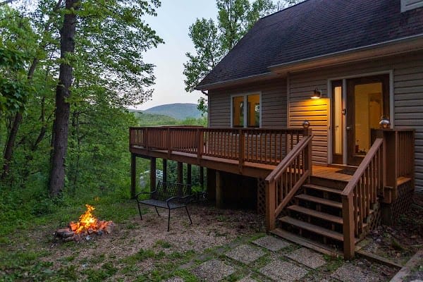 Love Ridge Mountain Lodging