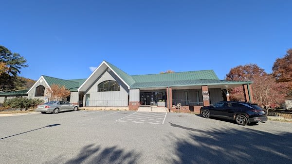 Nelson Memorial Library