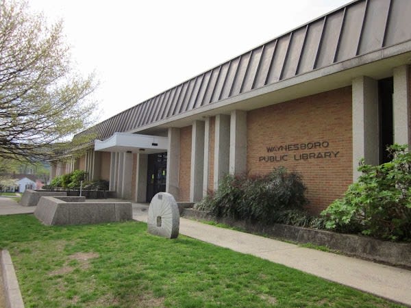 Waynesboro Public Library