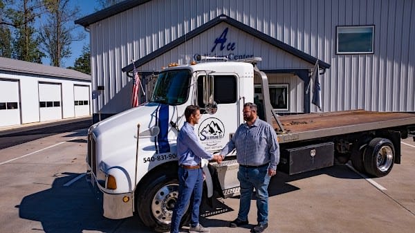 Summit Towing and Recovery