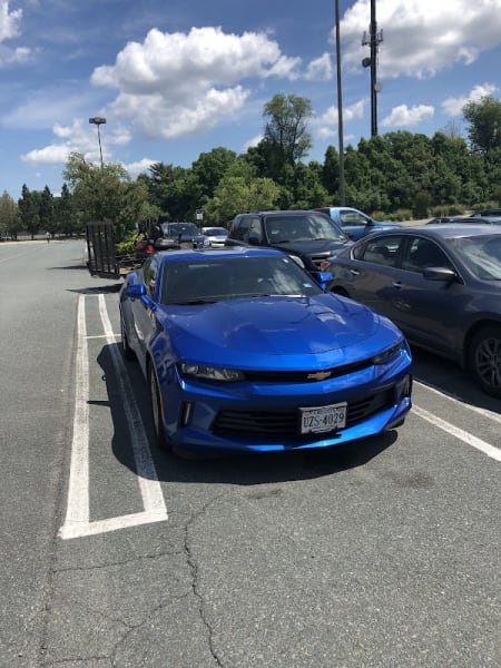 Hall's Auto Body