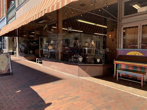 Staunton Antiques Center