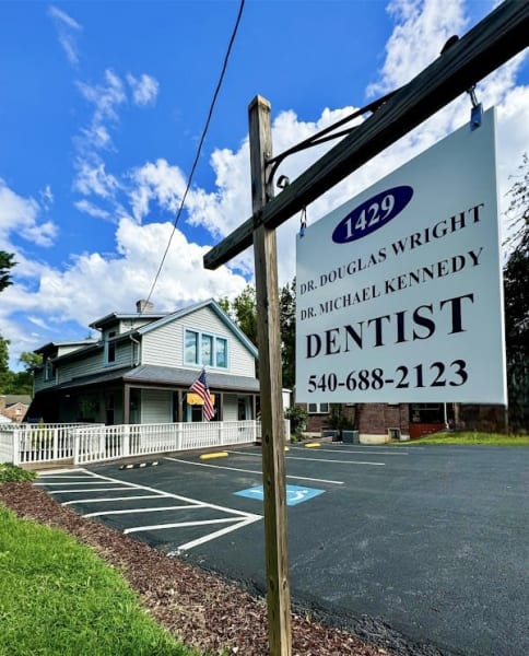 Douglas D. Wright DDS