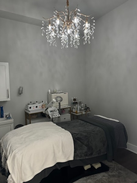 Love Face Body Spa