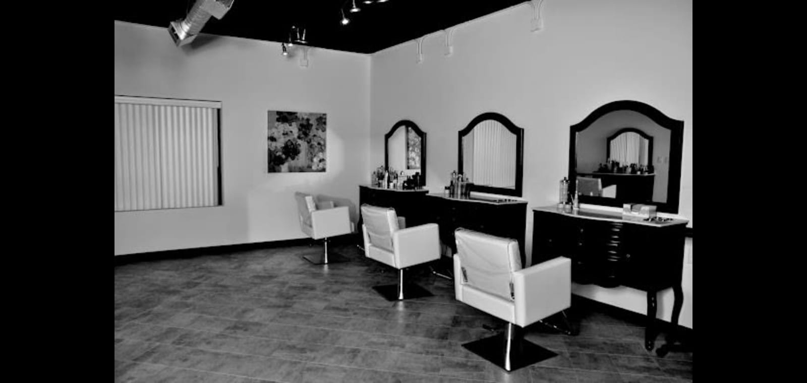 Attitude Salon — image 1
