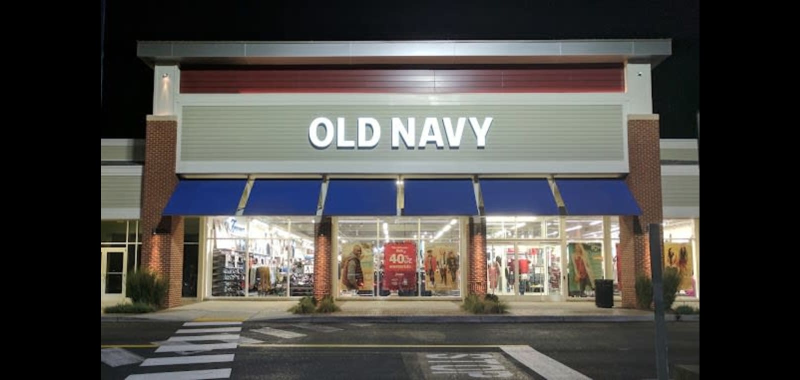 Old Navy — image 1