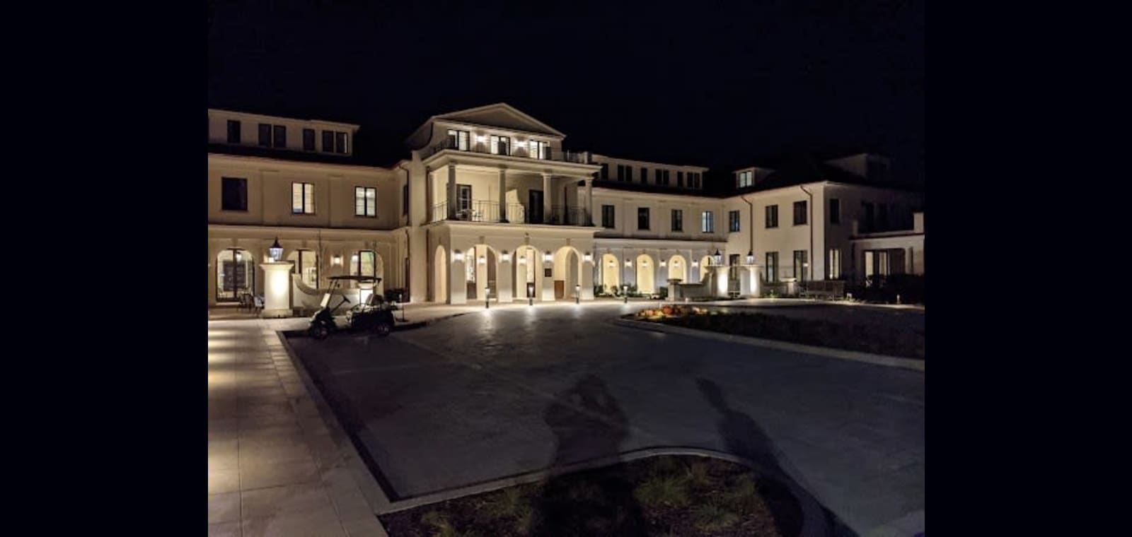 Clubhouse Pool — image 1