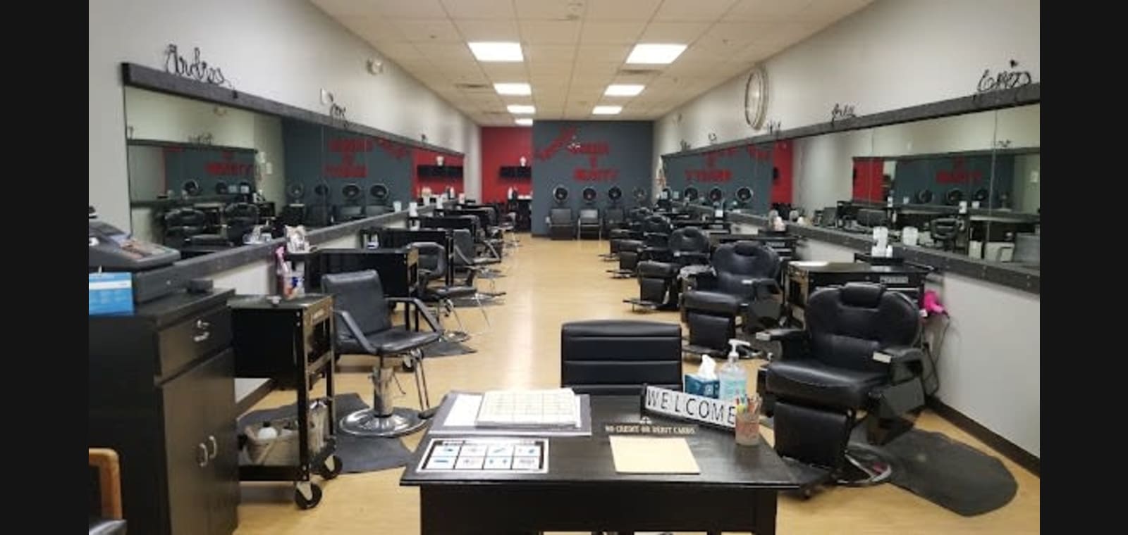 Family Barber and Beauty — image 1