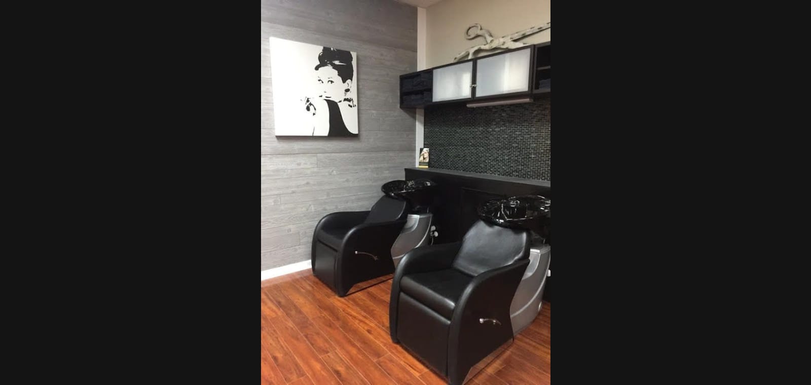 Radiance Salon & Boutique — image 1