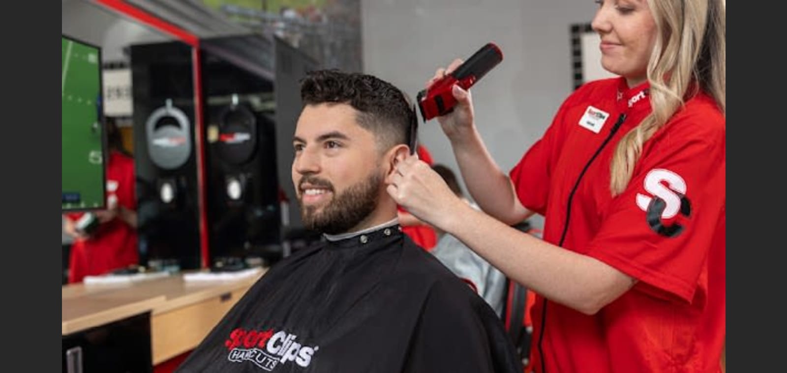 Sport Clips Haircuts of Charlottesville — image 1
