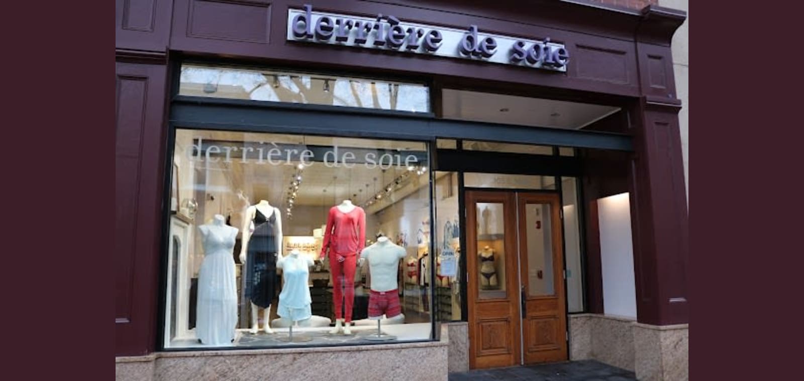 Derriere de Soie — image 1