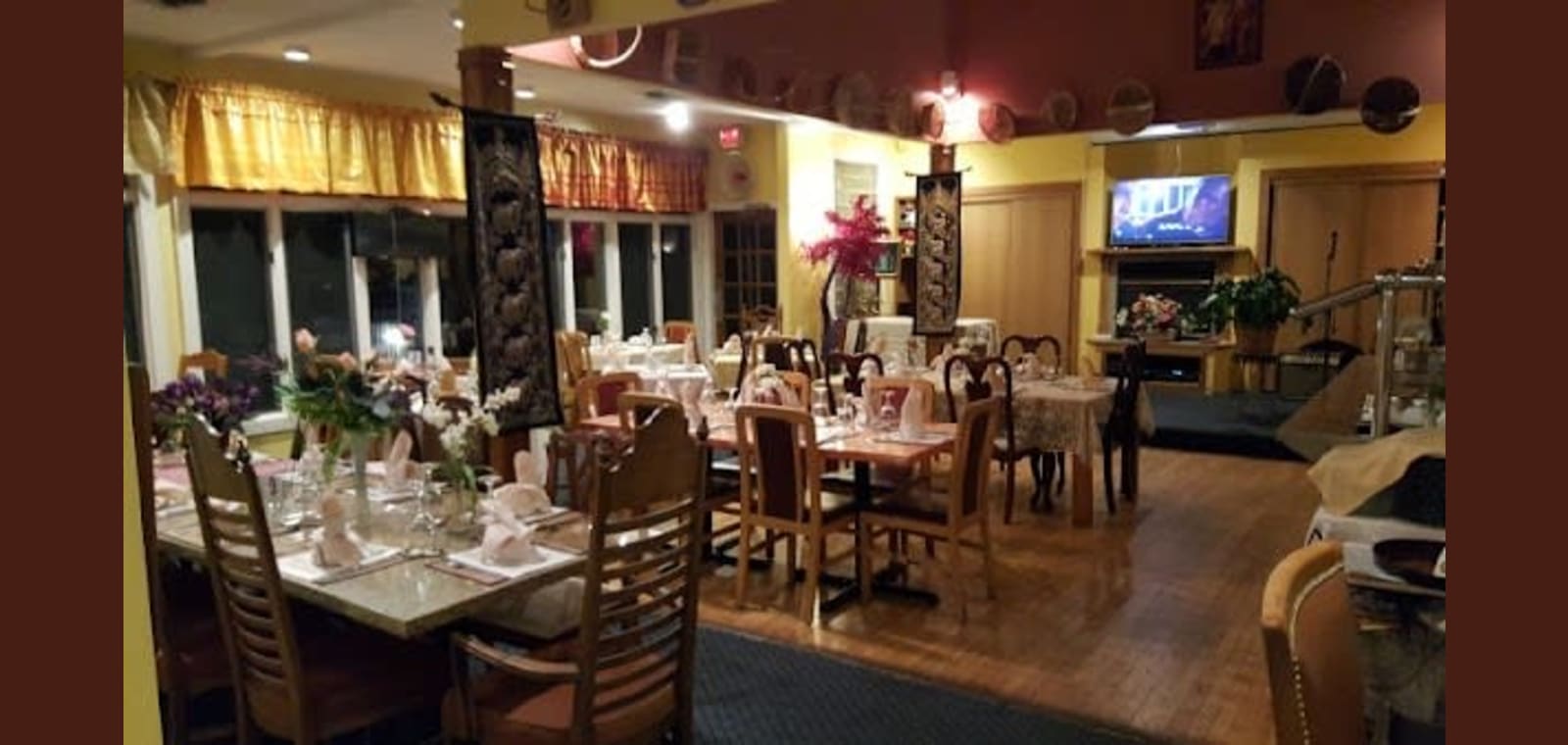 Ubon Thai Restaurant Inn — image 1