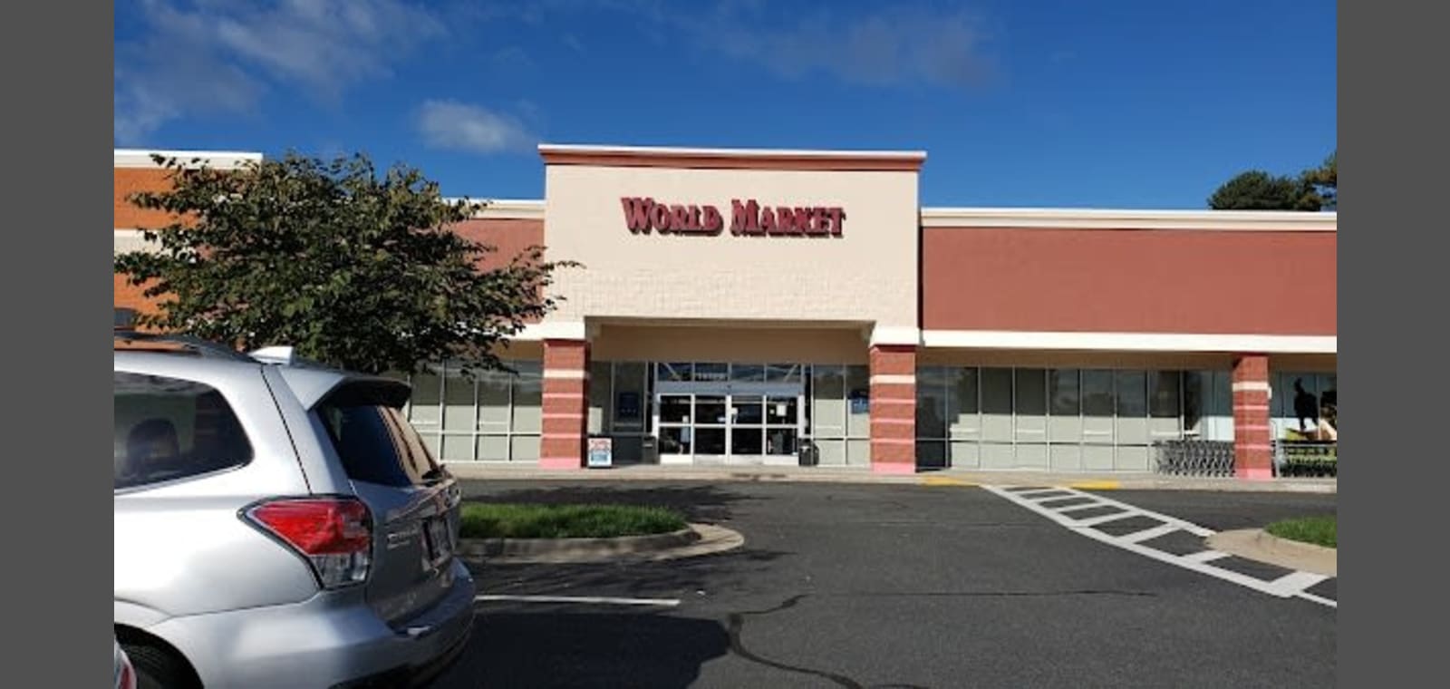 World Market — image 1