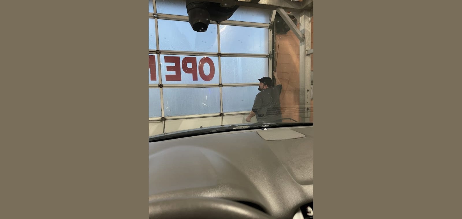 Caribbean Car Wash — image 1
