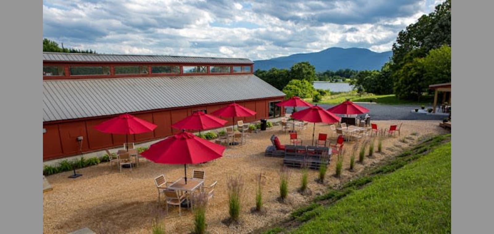 Valley Road Vineyards — image 1